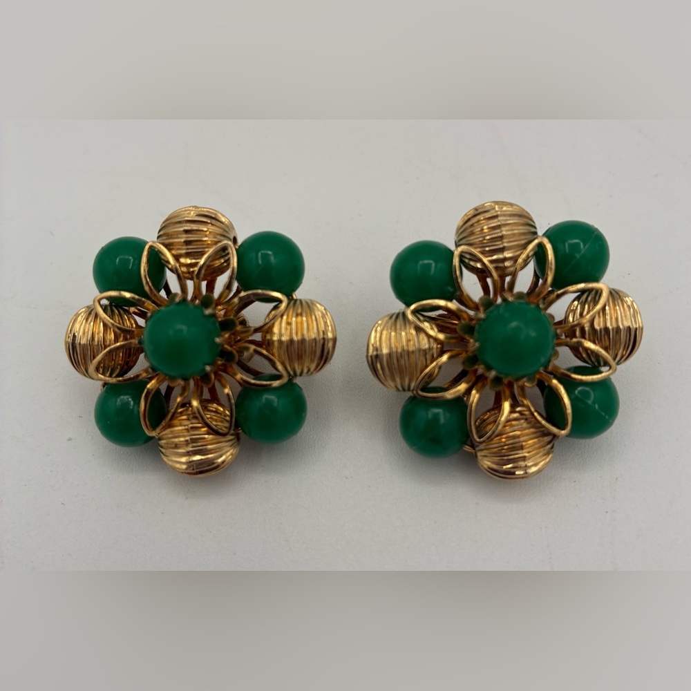 Vintage CORO Signed Green and Gold Starburst Clip On Earrings 1” Dia